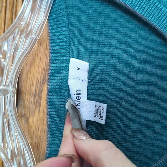 Calvin Klein V Neck Sweater Turquoise Blue Green Size Men's Medium - Picture 2 of 7